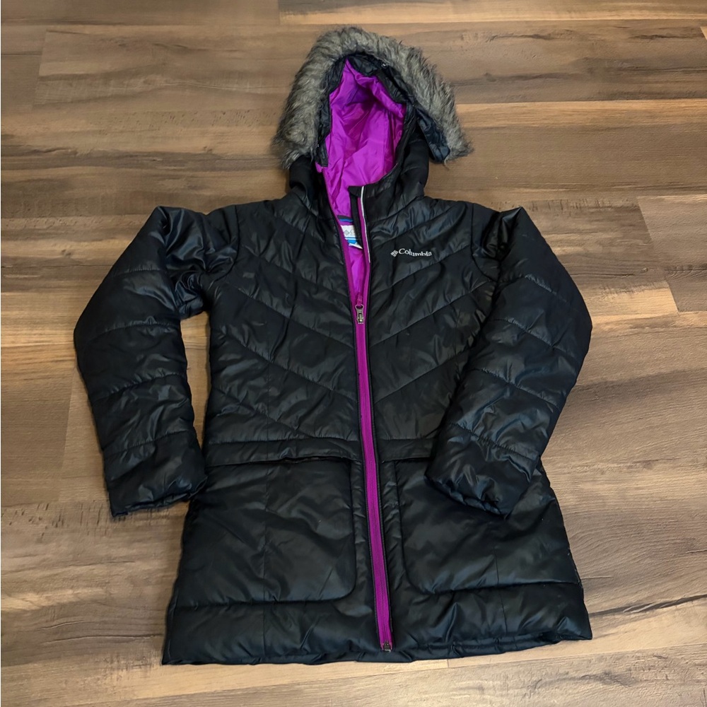 Womens Columbia Black Puffer Coat with Purple Lining and Faux-Fur Hood Size M